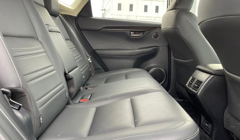 
								2016 LEXUS NX200T full									