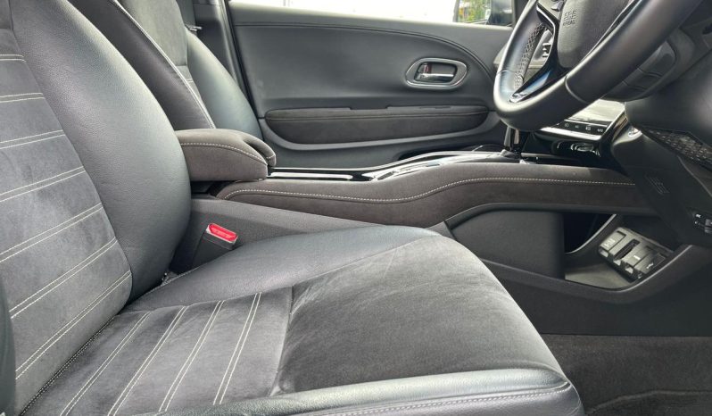
								2017 Honda Vezel full									