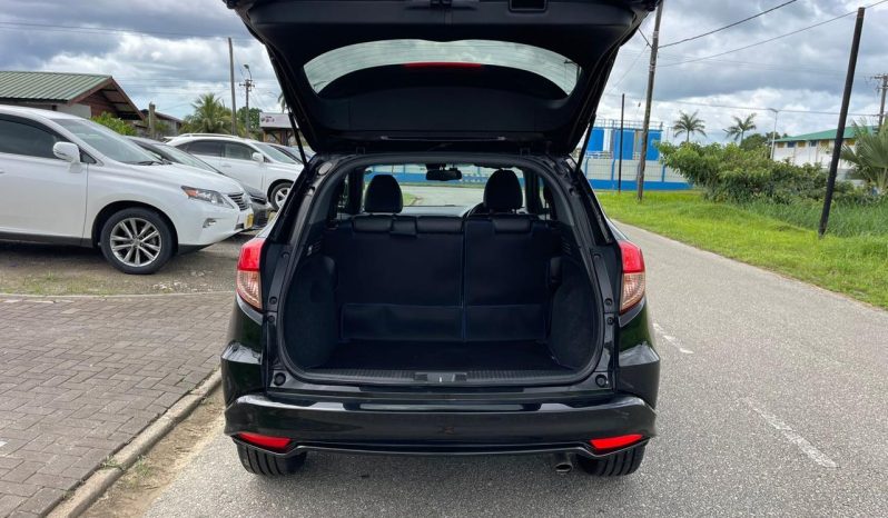 
								2017 Honda Vezel full									