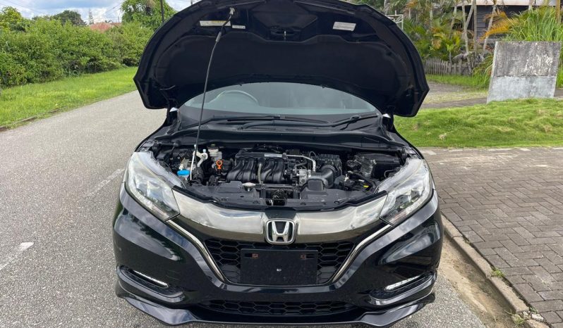 
								2017 Honda Vezel full									